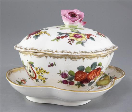 A Helena Wolfsohn, Dresden small tureen, cover and stand, late 19th century, total length 23.5cm